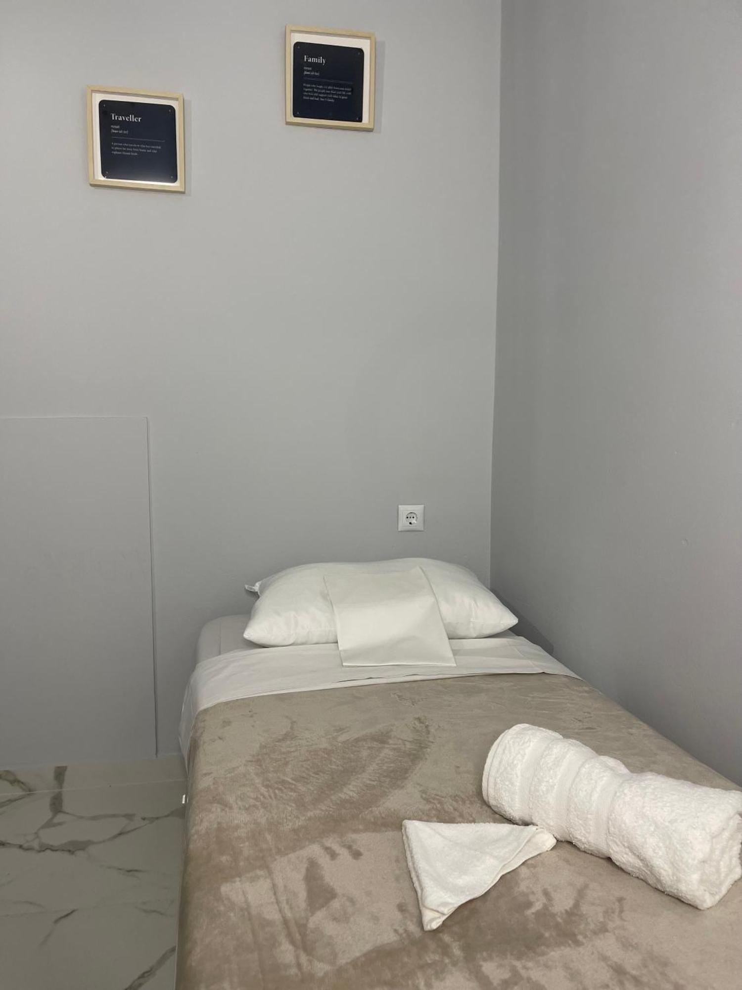 Ferienwohnung Airpoint Renovated Artemida  Exterior foto